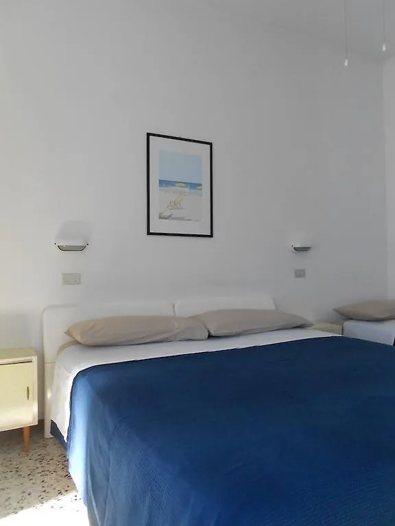 Hotel Villa Dei Platani Μπελάρια-Ιτζέα Μαρίνα 2*,  Ιταλία